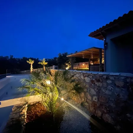 Secret Garden Lefkada * Frínion