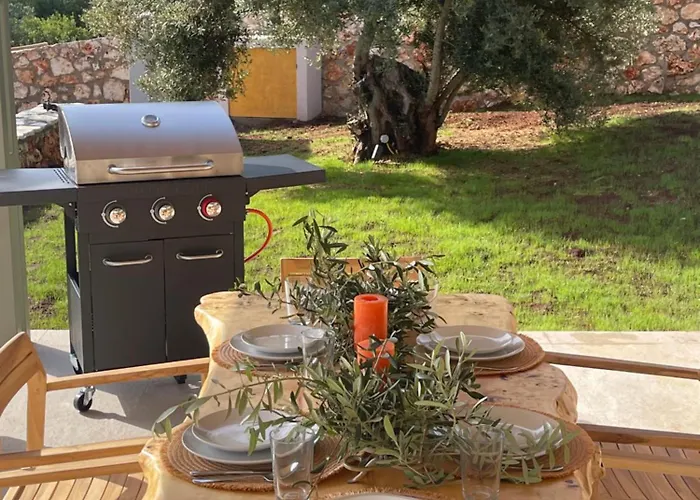 Secret Garden Lefkada Frínion