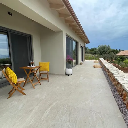 Апартаменты Secret Garden Lefkada Frinion