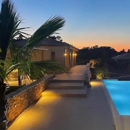 Secret Garden Lefkada Frínion