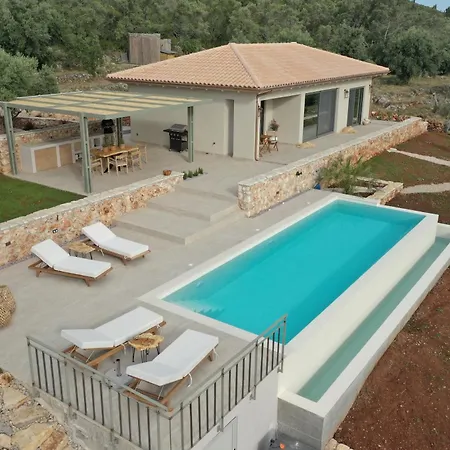 Secret Garden Lefkada * Frinion