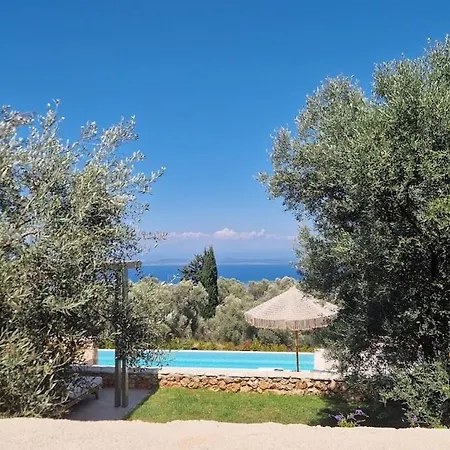 Secret Garden Lefkada * Frinion
