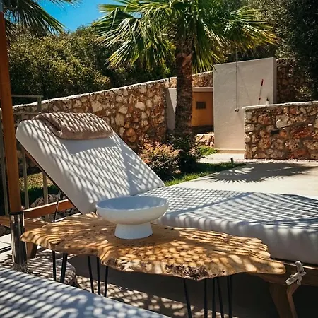Secret Garden Lefkada * Frinion
