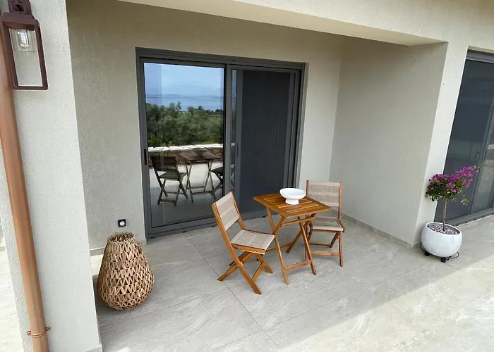 Apartamento Secret Garden Lefkada Frínion