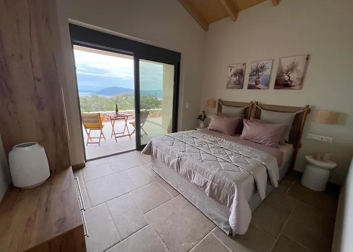 Secret Garden Lefkada Frínion