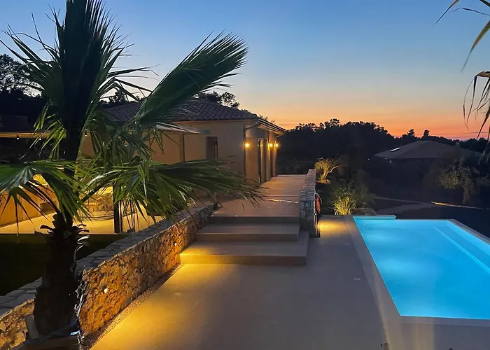 Secret Garden Lefkada Frínion