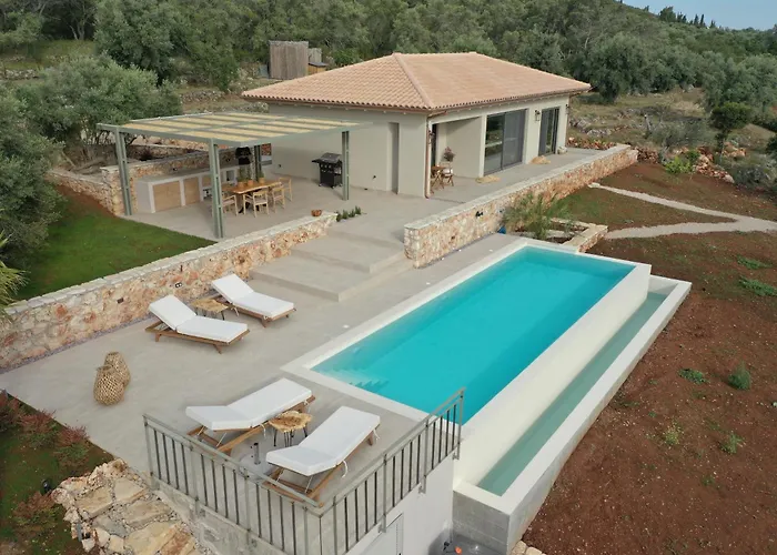 Secret Garden Lefkada * Frínion