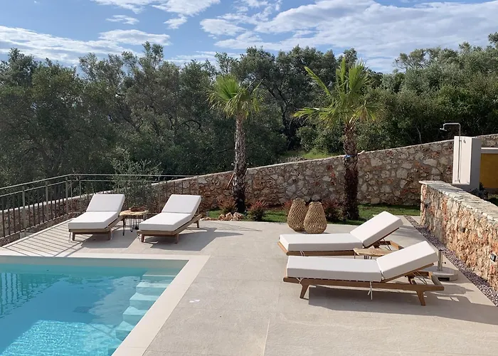 Apartamento Secret Garden Lefkada Frínion